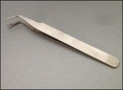 Gebogen pincet met scherpe precisiepunten – Hobby & Crafting Fun