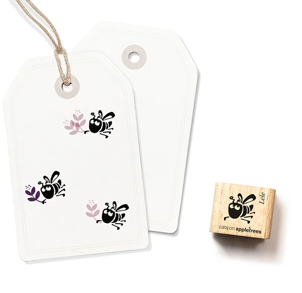 Cats on Appletrees – Mini Stamp Lele, the bee