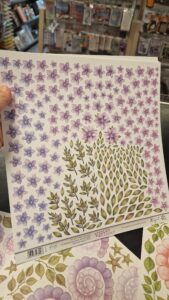 ** -72%** OP = OP Scrappapier  flowers to cut Purple- 30.5x30.5cm